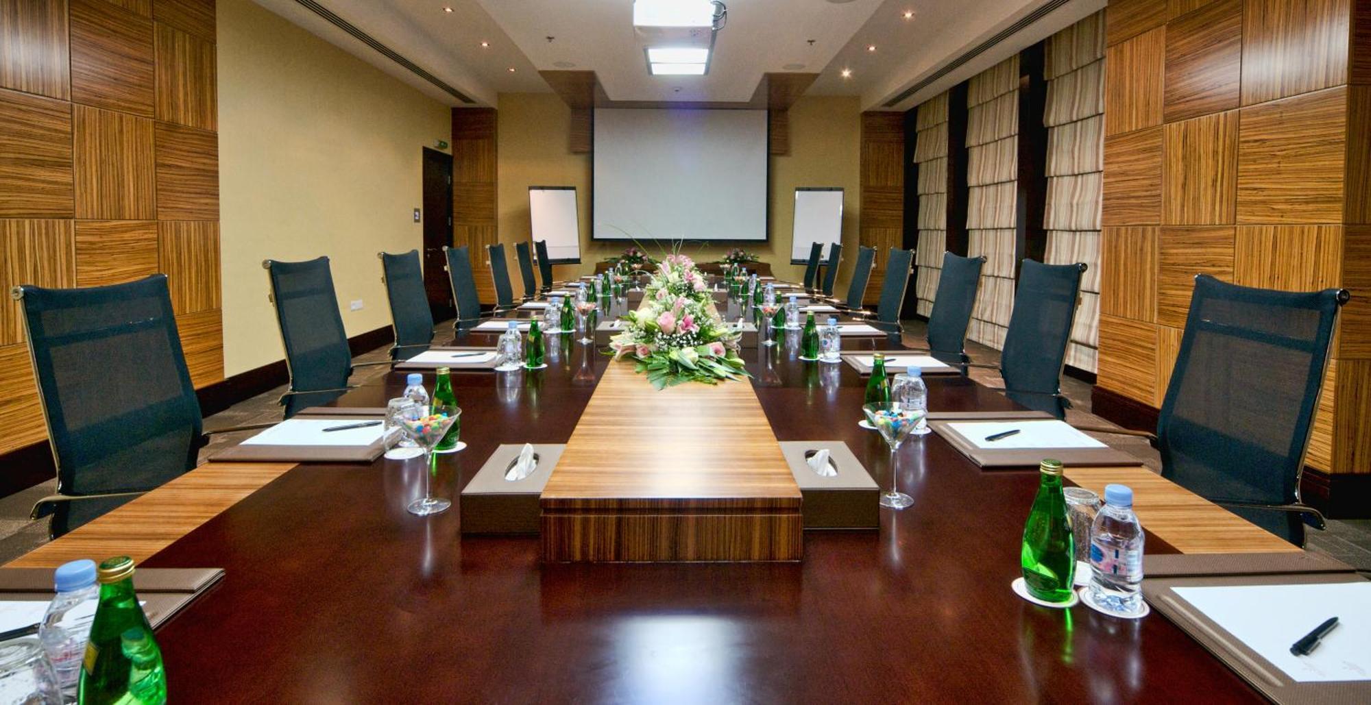 City Seasons Hotel & Suites 马斯喀特 外观 照片