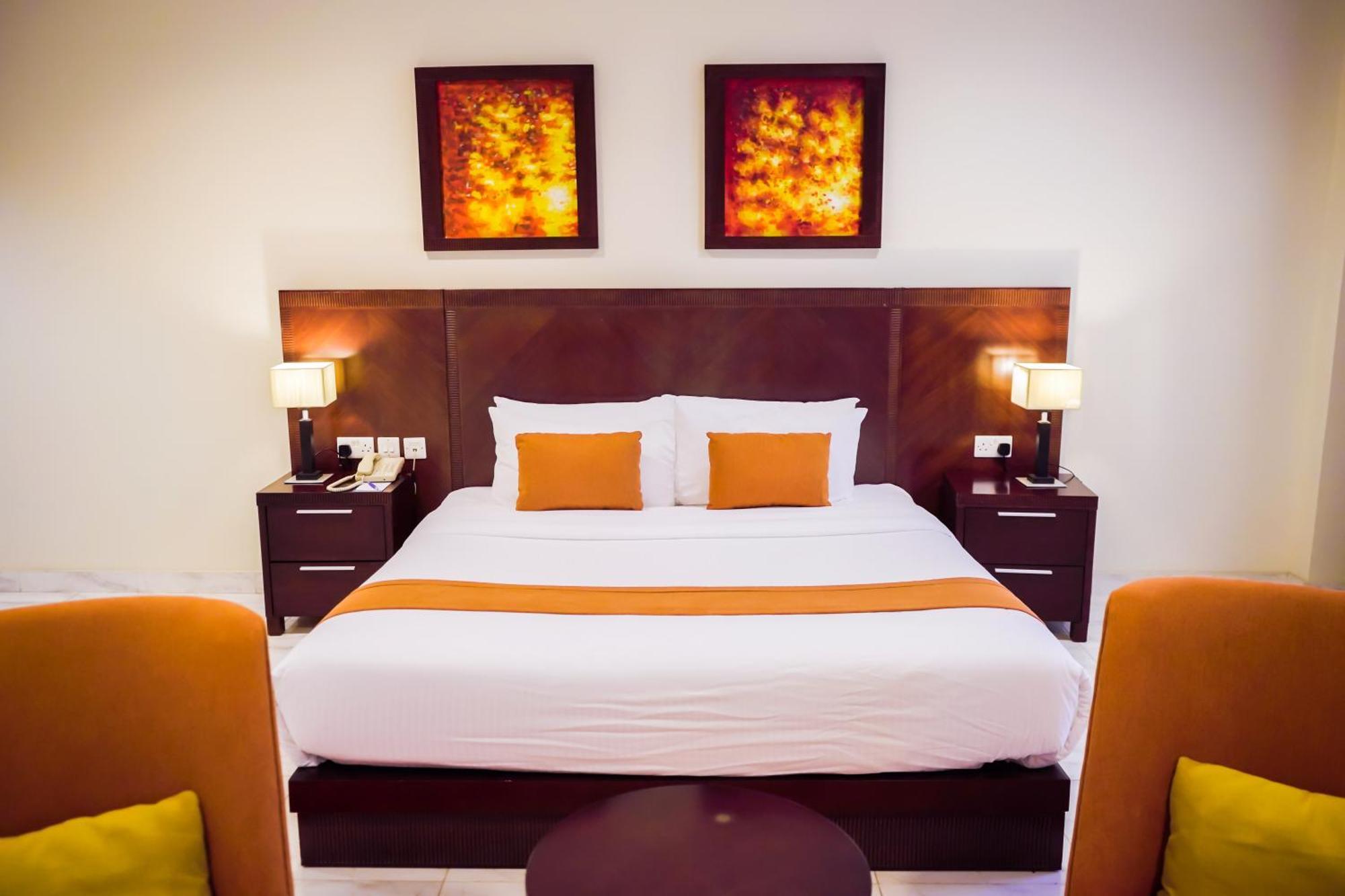 City Seasons Hotel & Suites 马斯喀特 客房 照片