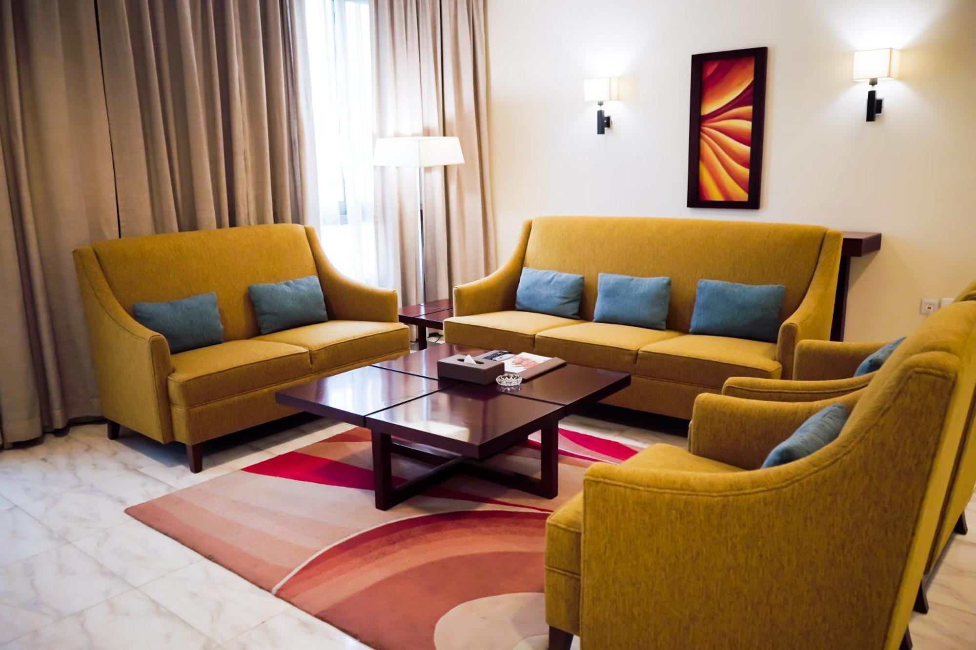 City Seasons Hotel & Suites 马斯喀特 客房 照片