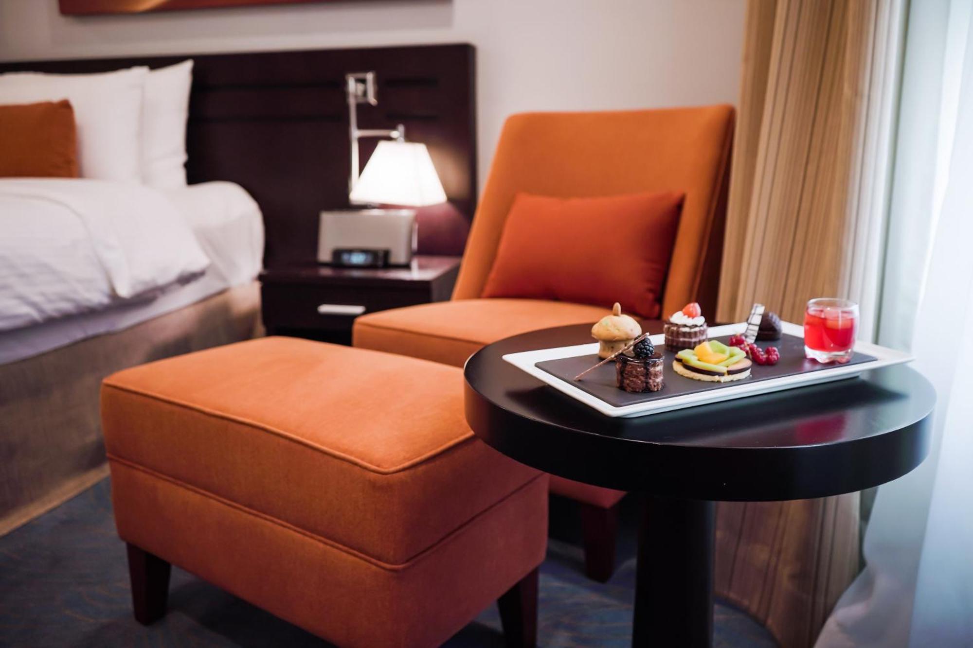 City Seasons Hotel & Suites 马斯喀特 客房 照片