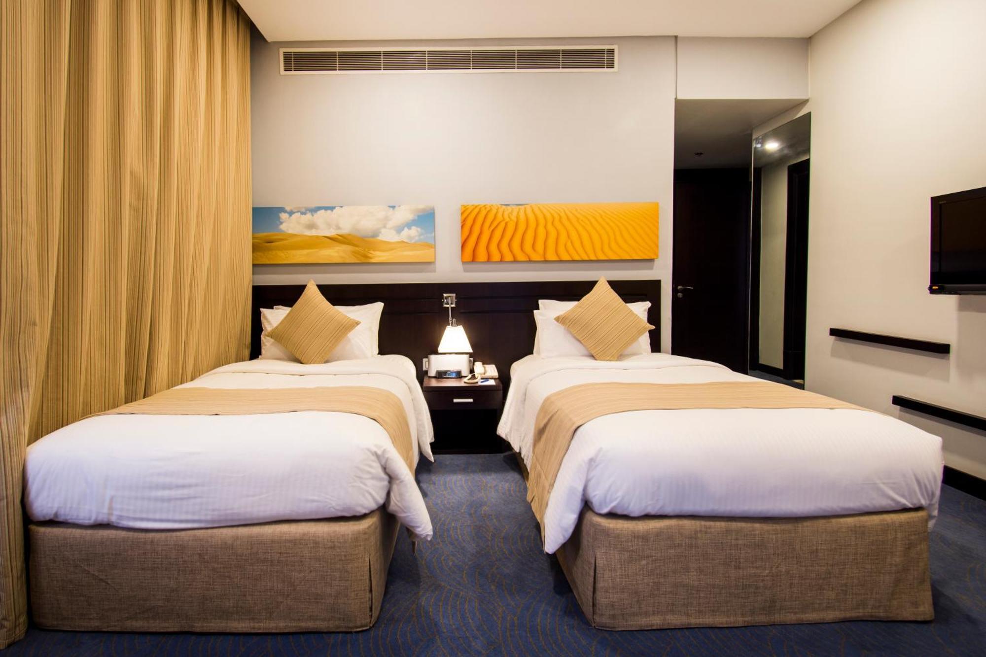 City Seasons Hotel & Suites 马斯喀特 客房 照片